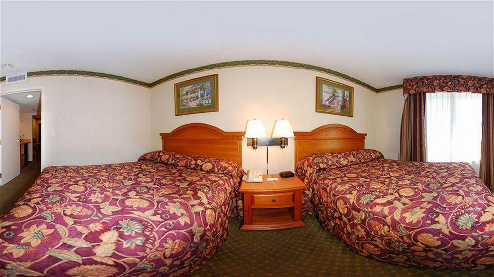 Country Inn & Suites By Radisson, Beaufort West, Sc Exterior photo