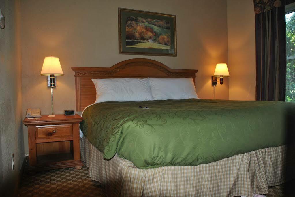 Country Inn & Suites By Radisson, Beaufort West, Sc Exterior photo